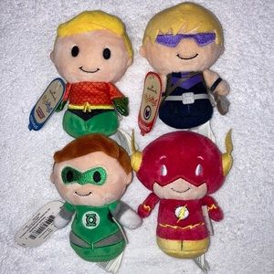 Hallmark itty bitty justice league marvel plush